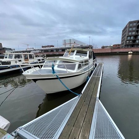 Suesses Motorboot - Bremen Ueberseestadt エクステリア 写真