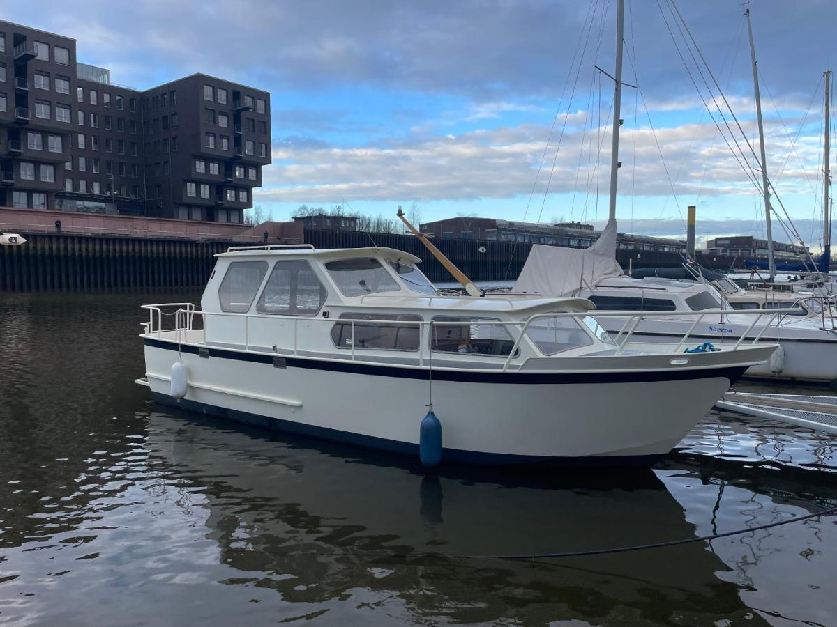 Suesses Motorboot - Bremen Ueberseestadt エクステリア 写真